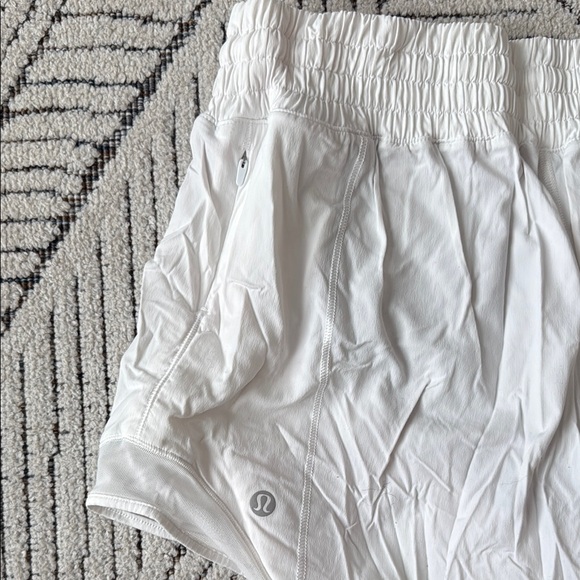 Lulu Lemon Shorts - Picture 6 of 6